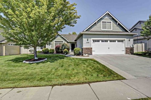2838 Hero Dr, Meridian ID  83642-2313 exterior