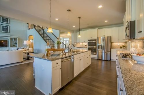 35 Winifred Dr, Hanover PA  17331 exterior