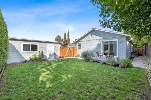 322 Beresford Ave, Redwood City CA  94061-3506 exterior