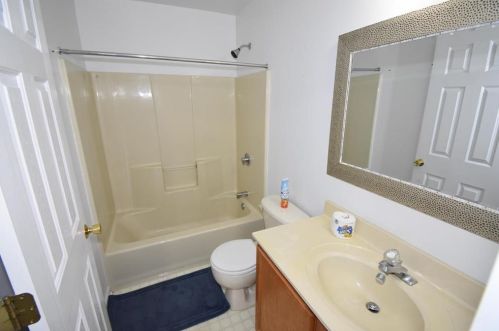 232 Nesquehoning St, Easton PA  18042-6751 exterior