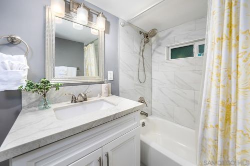 4762 Castle Ave, San Diego CA  92105-2913 exterior