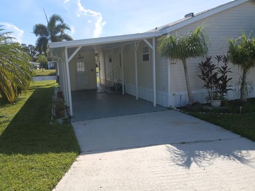 7 Violetta Ln, Fort Pierce, FL 34952-2345