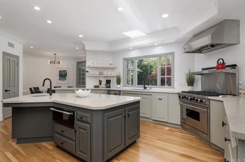 9750 Lake Helix Ter, La Mesa CA  91941-4432 exterior