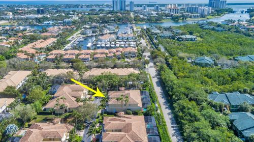 102 Renaissance Dr, West Palm Beach, FL 33410-3405