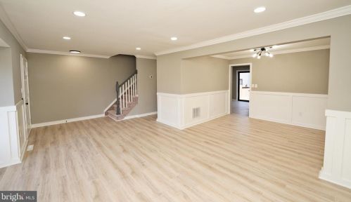 164 Canterbury Ct, East Windsor NJ 08520-5509 exterior