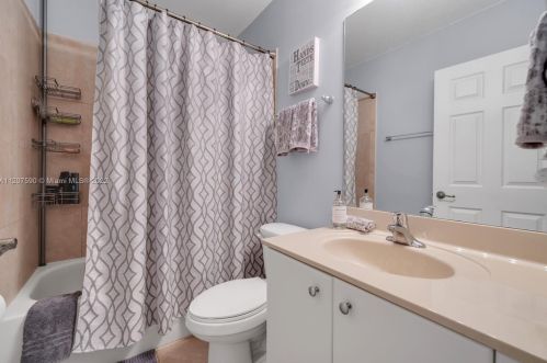 9027 18 St, Hollywood FL 33028-2501 exterior