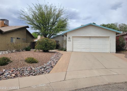 9288 Yorkshire Ct, Tucson, AZ 85742-9357