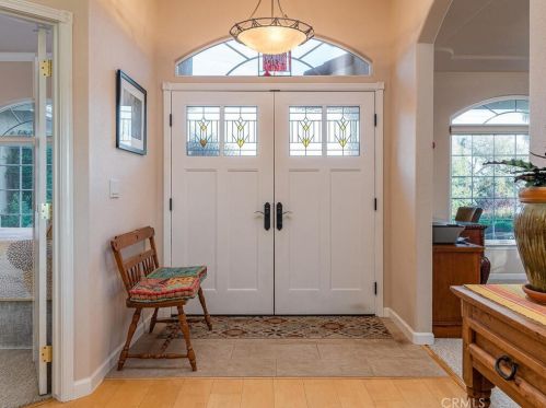 210 Foxtail Ln, Templeton CA  93465-8714 exterior