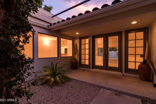 6207 Le Marche Ave, Scottsdale AZ  85254-1951 exterior