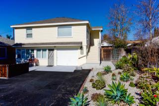 110 Mission Dr, Camarillo, CA 93010-2022