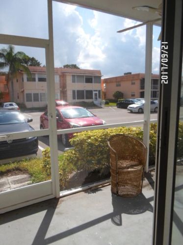 695 Saxony O, Delray Beach FL  33446-1045 exterior