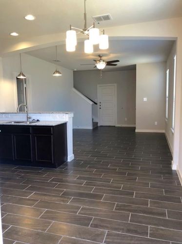 1023 Sierra Vista Ct, Midlothian TX  76065 exterior