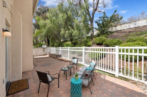 9530 Compass Point Dr, San Diego CA 92126-8527 exterior