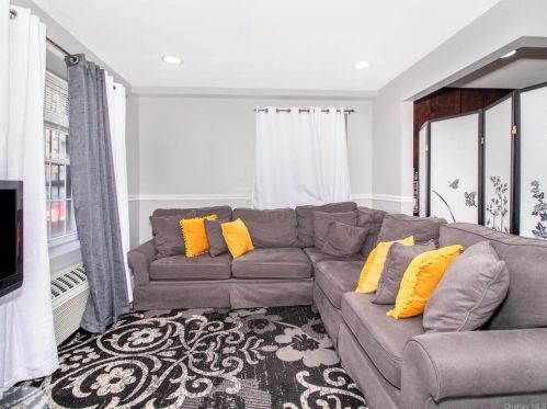2186 Cedar Ave, Bronx, NY 10468-5502