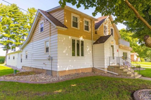 5244 Kunesh Rd, Green Bay, WI 54313-4527