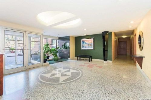 2465 Palisade Ave, Bronx, NY 10463-6209