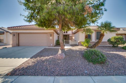 16277 Willow Creek Ln, Sun City, AZ 85374-6434