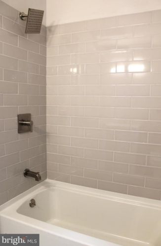 343 Christian St, Philadelphia PA 19147-4004 exterior