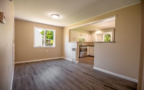 60 Wick Ave, Hermitage PA  16148-1811 exterior