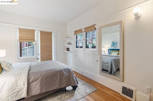 66 Panoramic Way, Berkeley CA 94704-2540 exterior