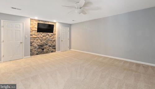 7905 Waterford Dr, Spotsylvania VA  22551-2204 exterior