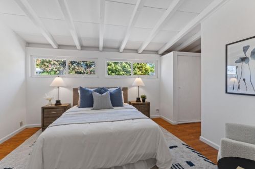 1210 Pecos Way, Sunnyvale CA  94089-2325 exterior