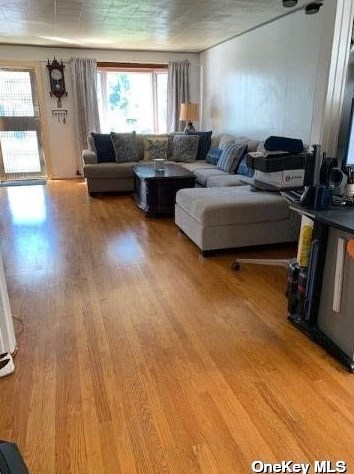 89-82 214th St, Jamaica, NY 11427-1044