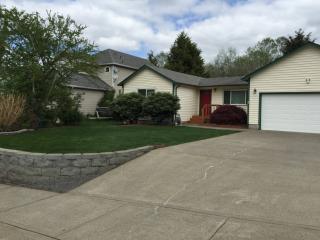 710 Klickitat St, Camas WA  98607-9014 exterior