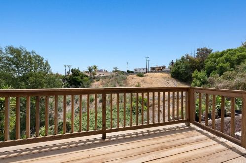 2114 Caddington Dr, Palos Verdes Estates CA  90275-2015 exterior