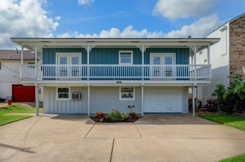 7814 Channelview Dr, Galveston, TX 77554-9028