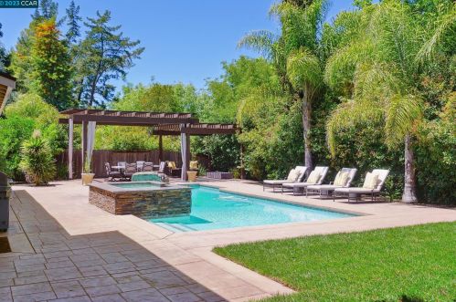 809 Contada Cir, Danville CA  94526-3535 exterior