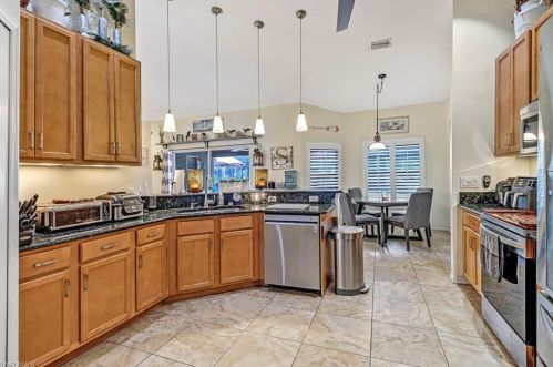4845 20th Ave, Naples FL  34117-9125 exterior