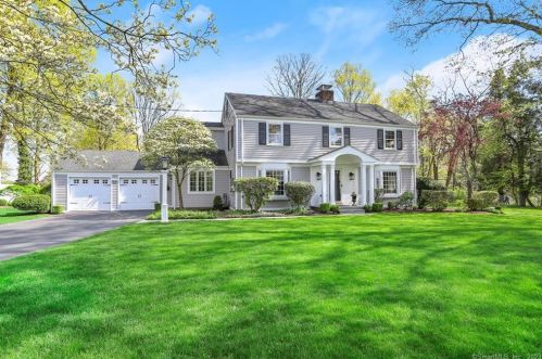 181 Taintor Dr, Southport, CT 06890-1340