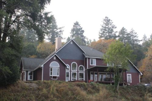 1575 Sprowl Creek Rd, Garberville, CA 95542-8201