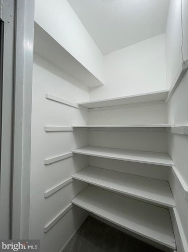 2120 Cartwright Pl, Herndon VA  20191-1903 exterior