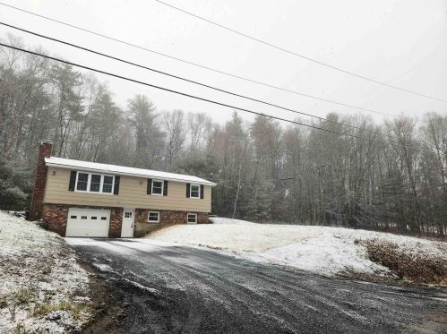 13 Leet Dr, Unity NH  03743-5810 exterior