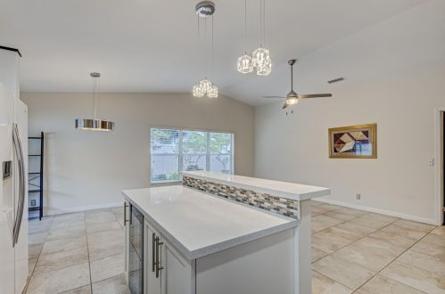 1281 Slash Pne Cir, West Palm Beach FL  33409-7086 exterior