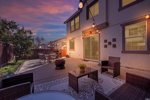 530 Pebble Beach Cir, Vacaville, CA 95687-7730
