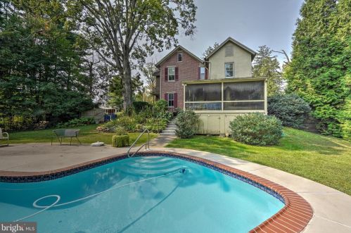 233 Union St, Kennett Sq PA  19348-3330 exterior