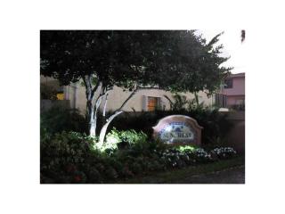 8750 154th Circle Pl, Miami, FL 33193-1243