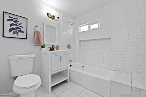 12209 Lemon Crest Dr, Lakeside CA  92040-4123 exterior