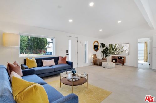 2031 Arnico St, Palm Springs CA  92262-4039 exterior