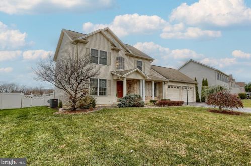 6190 Chatham Glenn Way, Harrisburg, PA 17111-4284