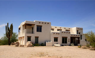 7900 Camino Loma Alta, Tucson, AZ 85747-9372