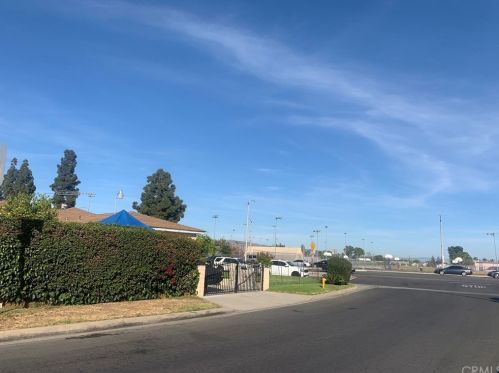 6145 Rosemead Blvd, Pico Rivera, CA 90660-3223