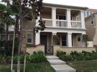 21437 Hayley Ln, Huntington Beach CA  92646-6934 exterior