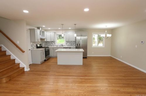 64 Green Rd, West Nyack NY  10994-2602 exterior