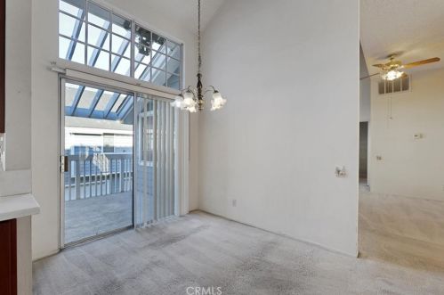 11690 Lakewood Blvd, Downey CA  90241-5272 exterior