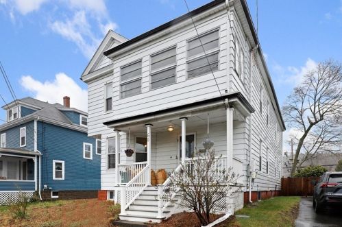 68 Stetson Ave, Swampscott, MA 01907-1125