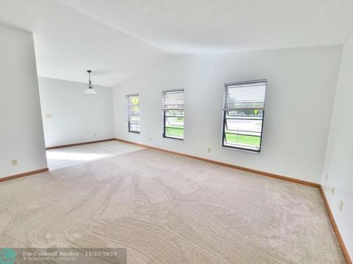 205 59th Ave, Hollywood FL  33021-6361 exterior